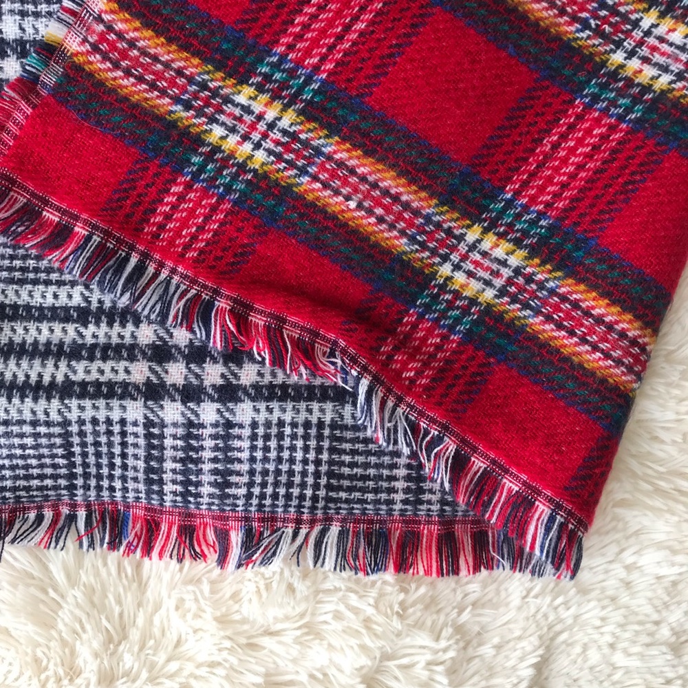 Red plaid blanket scarf reversible navy plaid fringe blanket scarf oversized - Picture 6 of 8